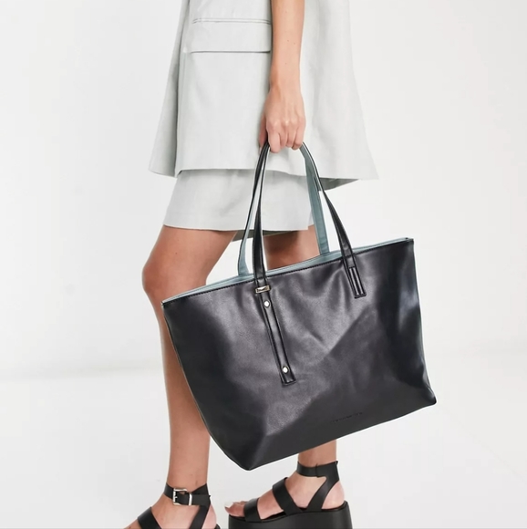 REVERSIBLE TOTE BY FRENCH CONNECTION - Picture 4 of 7